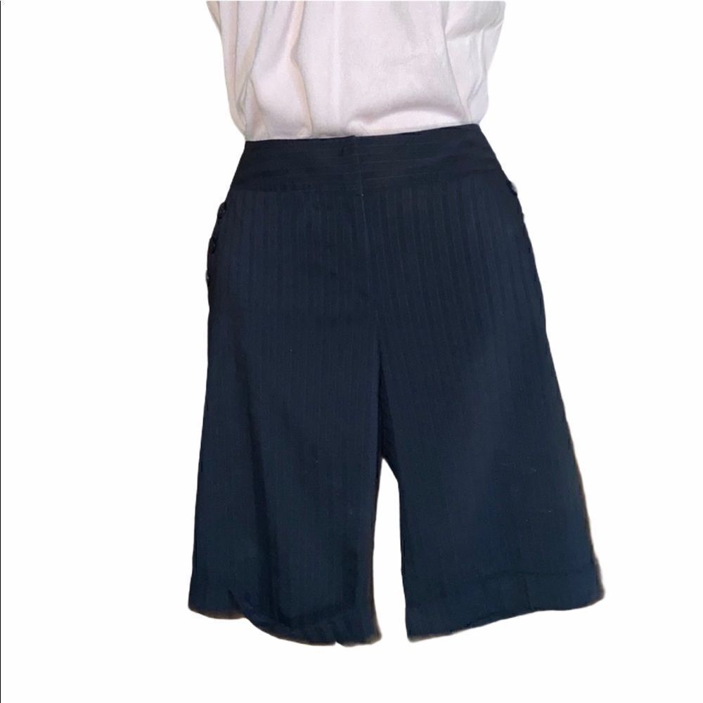 Apt. 9 Ava Black Pinstripe Shorts Size 6